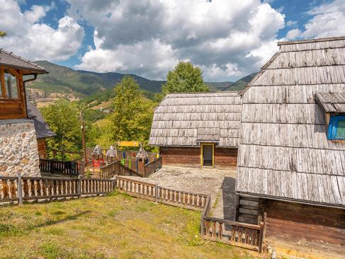 A Découvrir en Serbie - Drvengrad