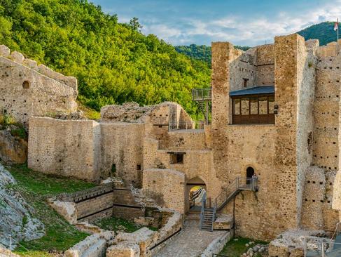 A Découvrir en Serbie - La Forteresse de Golubac