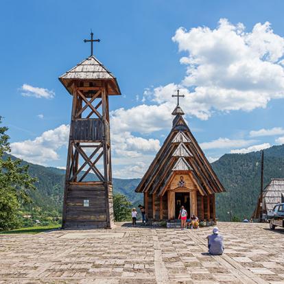 Mokra Gora - Place Principale Kustendorf-Drvengrad A Découvrir en Serbie - La vallée de Mokra Gora
