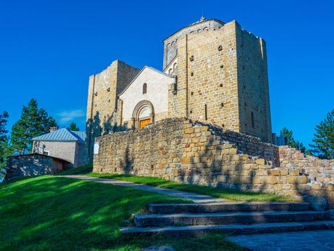 Monastère Djurdjevi Stupovi Près De Novi Pazar A Découvrir en Serbie - Novi Pazar