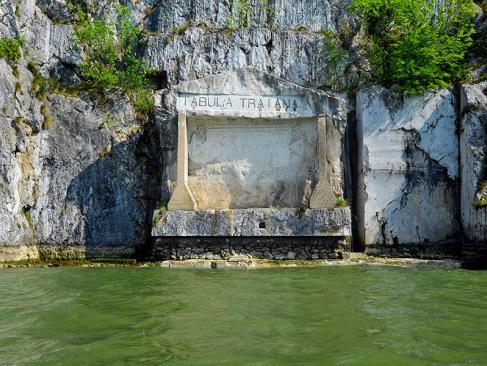 Tekija - Table De Trajan A Découvrir en Serbie - Le Parc National de Đerdap