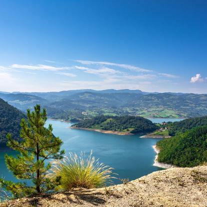 Lac Rovni près du Valjevo A Découvrir en Serbie - Valjevo