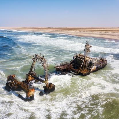 Épave De Navire Sur La Skeleton Coast A Découvrir en Namibie - La Côte des Squelettes
