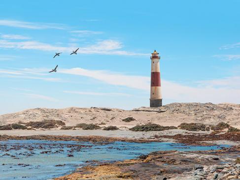 Phare Près De La Pointe Diaz - Lüderitz A Découvrir en Namibie - Lüderitz
