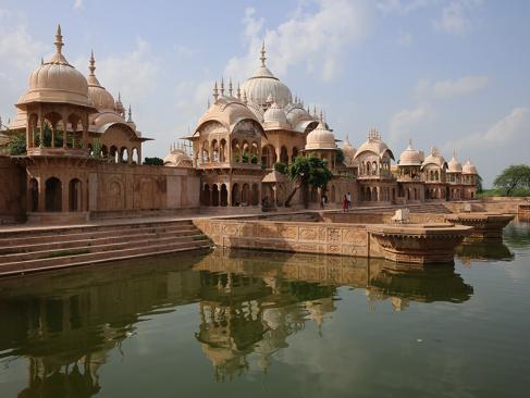 Kusum Sarovar, Un Monument Historique En Grès à Mathura A Découvrir en Inde - Agra