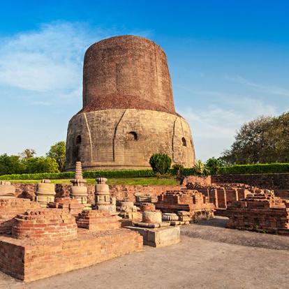 Varanasi - Dhamekh Stupa A Découvrir en Inde - Varanasi  dans l'Uttar Pradesh