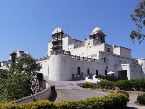 Udaipur, Palais De La Mousson Ou Palais Sajjan Garh A Découvrir en Inde - Udaipur