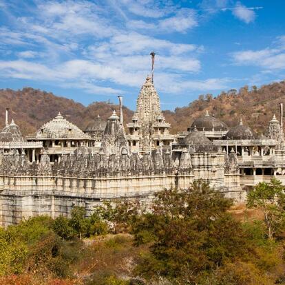 Rajasthan - Ranakpur,  Temple Jain Chaumukha Mandir, A Découvrir en Inde - Ranakpur
