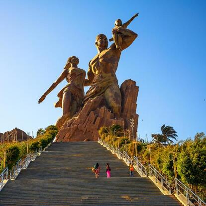 Dakar - Monument de la Renaissance Africaine A Découvrir au Sénégal - Dakar