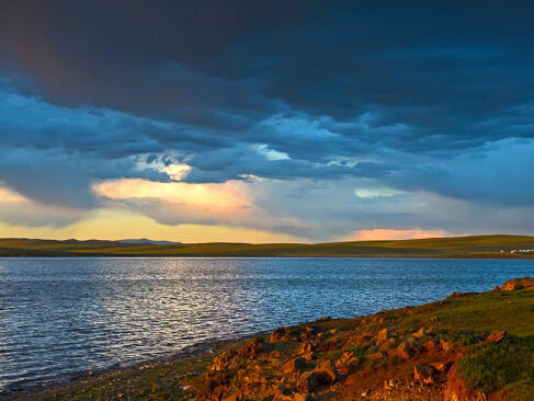 A Découvrir en Mongolie - Le Lac Ogii