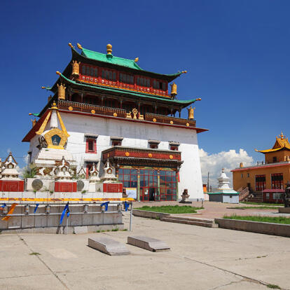 Oulan-Bator - Monastère de Gandan A Découvrir en Mongolie - Oulan Bator