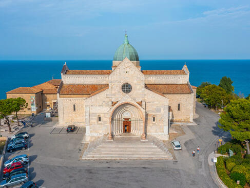 Ancône - Cathédrale Saint-Cyriaque A Découvrir en Italie - Ancône