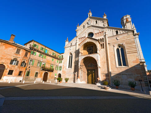 Cathédrale De Vérone A Découvrir en Italie - Vérone