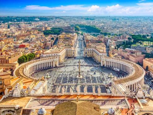 Place Saint-Pierre Au Vatican A Découvrir en Italie - Rome