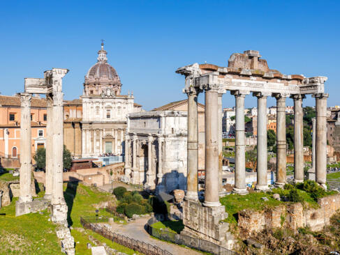 Rome - Ruines Du Temple Historique Antique Du Forum Romain A Découvrir en Italie - Rome