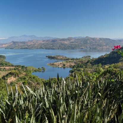 A Découvrir au Salvador - Suchitoto et le lago Suchitlan