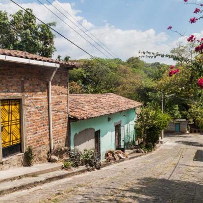 A Découvrir au Salvador - Suchitoto et le lago Suchitlan