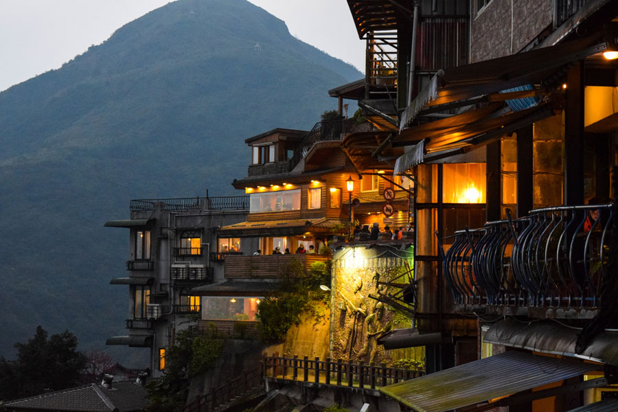 Taïwan  - Jiufen, l’art à flanc de montagne