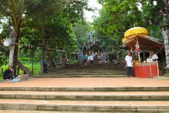 Phnom Kulen - entrée Voyage Découverte au Cambodge - A l’assaut de Phnom Kulen…