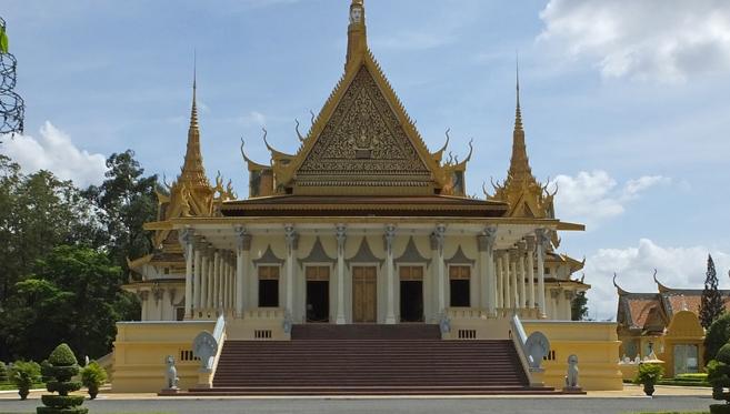 Marcher Sur de l’Argent à Phnom Penh