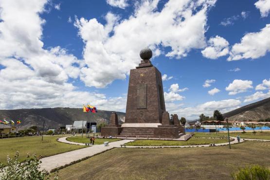 Quito -Mitad del Mundo Voyage Découverte en Equateur - La Mitad del Mundo, la vrai et la fausse?