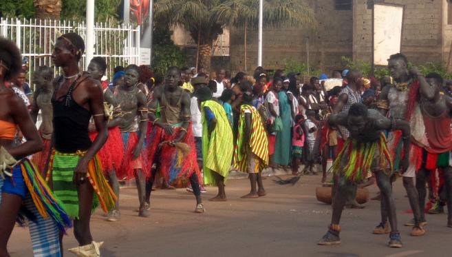 Célébrez la nature et la diversité au Carnaval de Guinée-Bissau