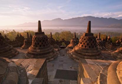 Java - Yogyakarta - Borobudur Temple Voyage Découverte en Indonésie - Entre Borobudur et Prambanan