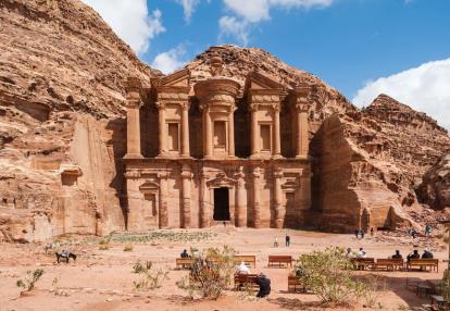 Petra - El Deir Voyage Découverte en Jordanie - Les Atouts du Royaume Hachémite