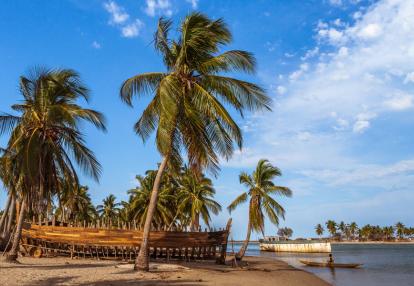 Pirogue Malgache Voyage Découverte à Madagascar - La Vie d’une Pirogue Malagasy