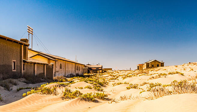 Kolmanskop, La ville Fantôme Ensablée de Namibie