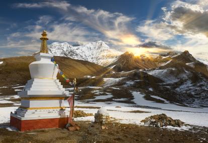 Annapurna mountains Voyage Découverte au Népal - Entre Nature, Cultures et Hauts Sommets