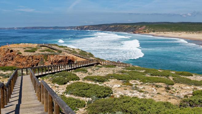 L'Algarve, entre Plages Idylliques et Réserves Naturelles