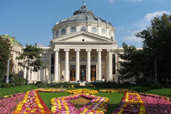 Voyage Découverte en Roumanie - Bucarest, le Petit Paris de l'Orient