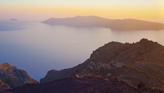 De Santorin, la mondaine à Folegandros, le trésor caché