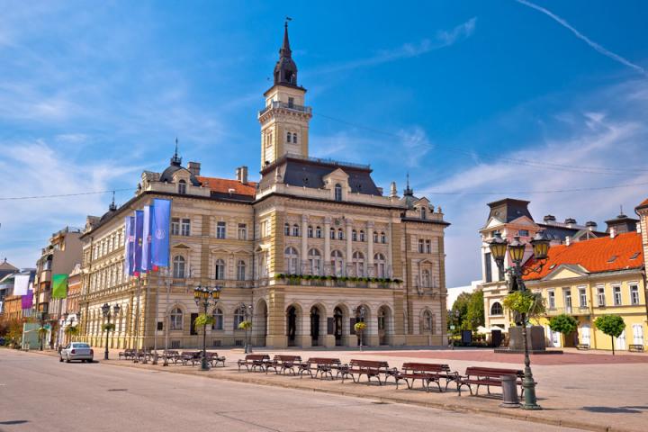 Novi sad - Freedom square Voyage Découverte en Serbie - Novi Sad, l'Athènes Serbe au bord du Danube