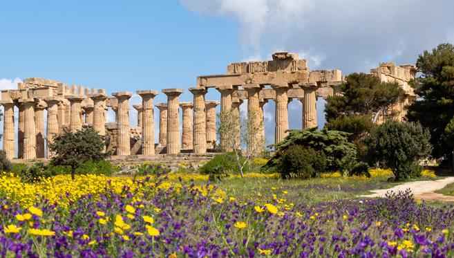 Mosaïque d'histoire au cœur des sites archéologiques de Sicile