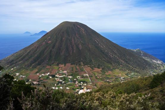 Voyage Découverte en Sicile - Trois Perles Méconnues Des Iles Eoliennes