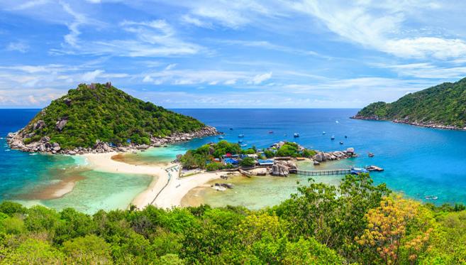 Entre le Golfe de Thaïlande et la Mer d'Andaman A la Découverte des Iles de Rêve