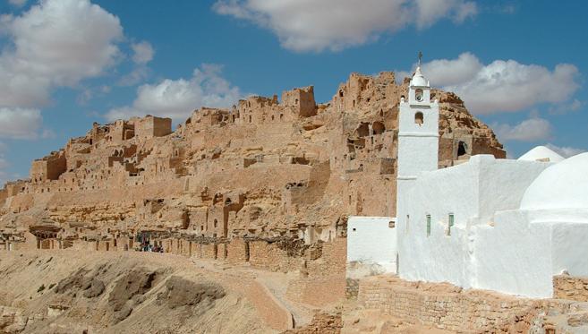 Le Djebel Dahar, au Cœur des Forteresses du Désert
