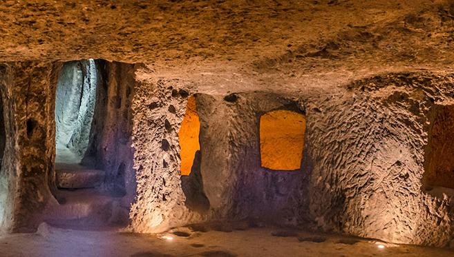 Les Villes Souterraines de Cappadoce : Derinkuyu et Kaymakli