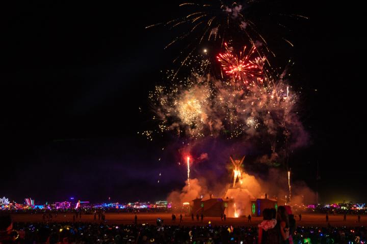 Burning Man Voyage Découverte aux Etats-Unis - Burning Man, un Festival  Déjanté dans le Nevada