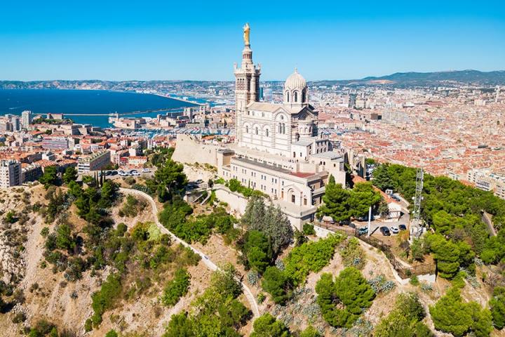 Notre Dame de la Garde, Marseille Voyage Découverte en France - Marseille Côté Mer