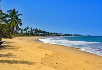 Busua Beach Voyage au Ghana et Togo - Randonnées Pédestres et Culturelles