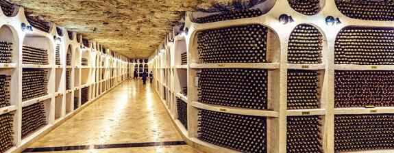 Cricova Wine Cellar Voyage en Moldavie - Aventure sensorielle entre vignes et culture