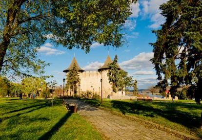 Soroca - fort Voyage en Moldavie - Randonnée pittoresque entre Nature et Culture