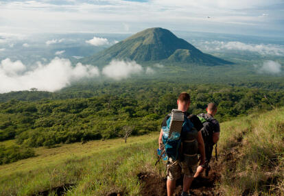 Volcans, Trek & Immersion