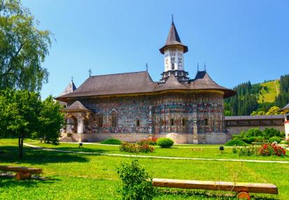 Sucevita Monastery Voyage en Roumanie - Autotour en Roumanie Chez l'Habitant