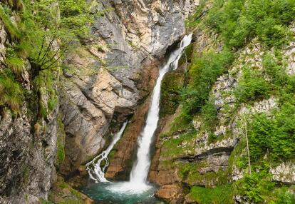 avica waterfall near Bohinj in Triglav National Park Voyage en Slovénie - Les Alpes Juliennes en Petit Comité