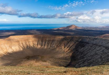THUMB - Lanzarote - Caldera Blanca volcano Voyage au Canaries - Lanzarote en Liberté
