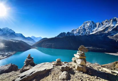 View from Gokyo Ri to the Gokyo lake Voyage au Népal - Camp de base de l'Everest et lac de Gokyo